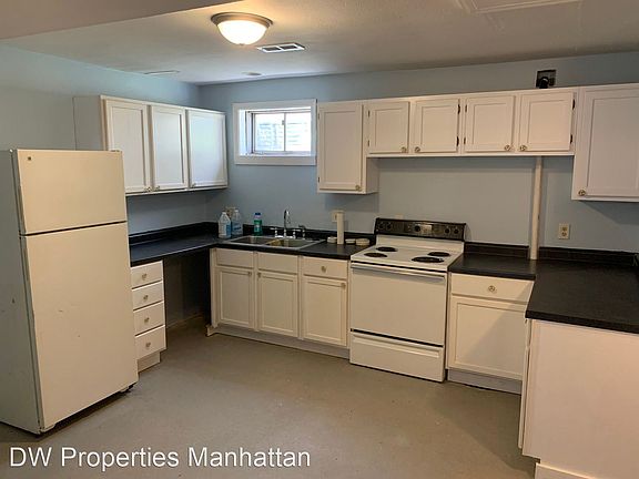 3rd image of 1000 Bluemont Ave #2