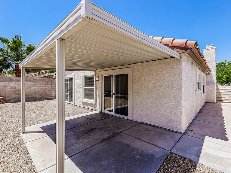 350 Keating St — Photo 16