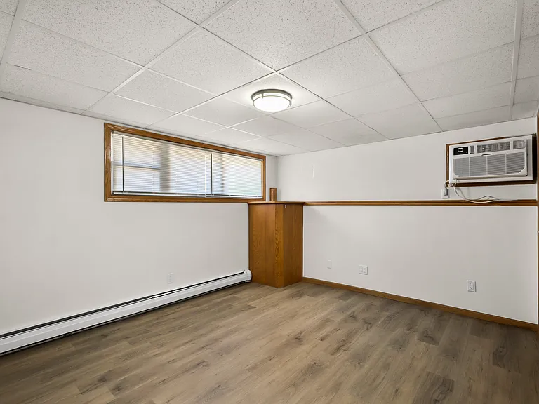 6210 Mineral Point Rd — Photo 17