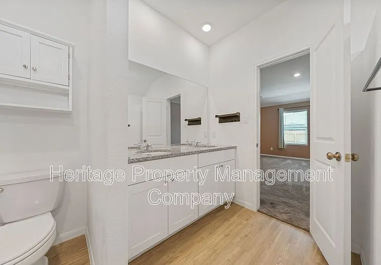 2700 Coral Valley — Photo 17