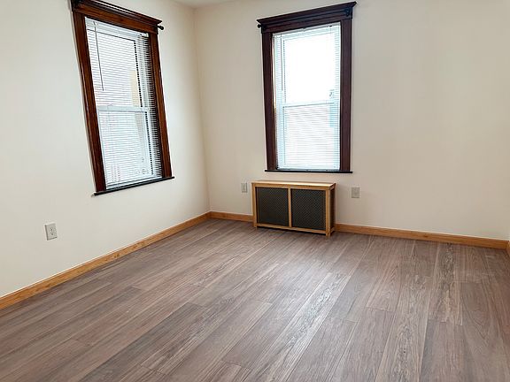 5th image of 57 Evans St #55