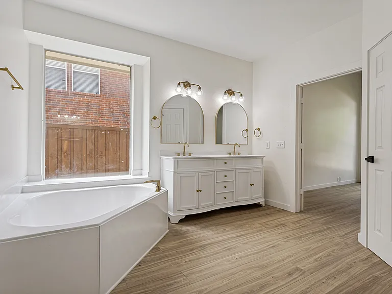 11160 Silver Horn Dr — Photo 22