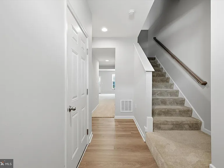 117 Stribling Way — Photo 4
