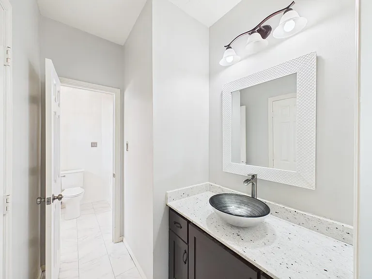6206 Canyon Run Ct — Photo 35
