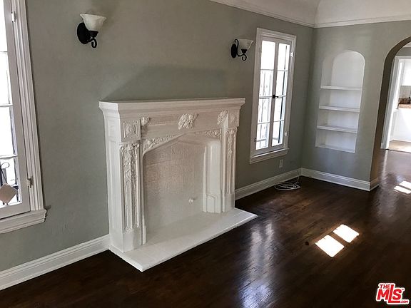 4th image of 419 N Sierra Bonita Ave