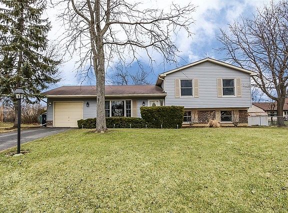 2nd image of 31 Red Haw Ln