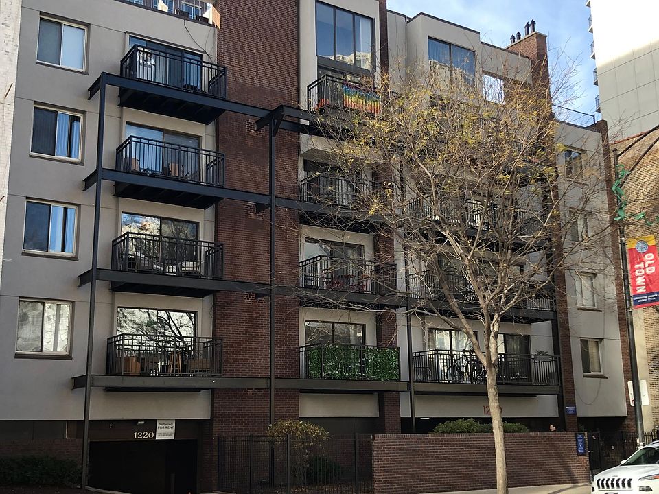 1st image of 1220 N La Salle Dr APT 3E