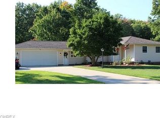10846 Gregory Ln, North Royalton, OH