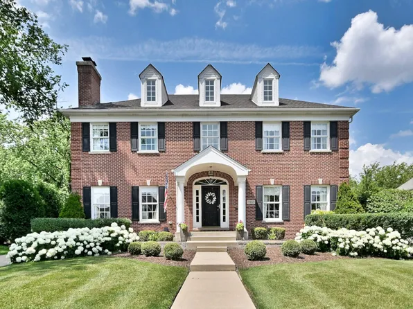 187 E Orchard St, Elmhurst, IL 60126