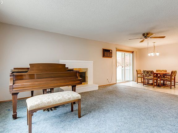 4th image of 565 NE Fleming Ave #C-48