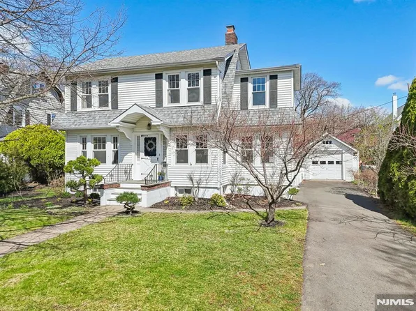 151 Spencer Pl, Ridgewood, NJ 07450