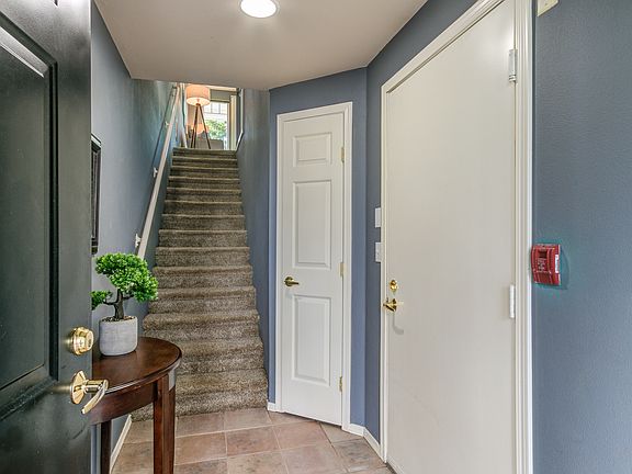 3rd image of 16125 Juanita Woodinville Way NE Unit 2218