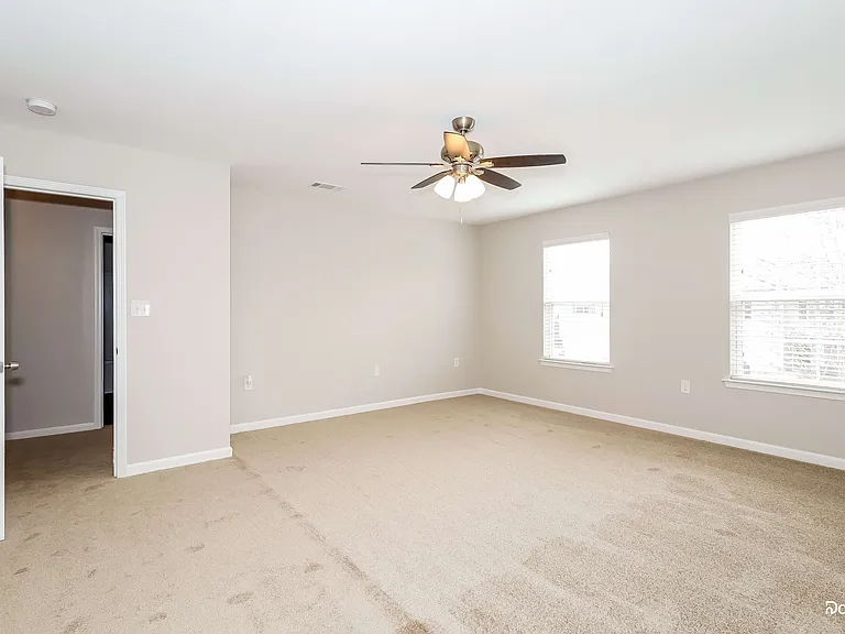 711 Waterlemon Way — Photo 11