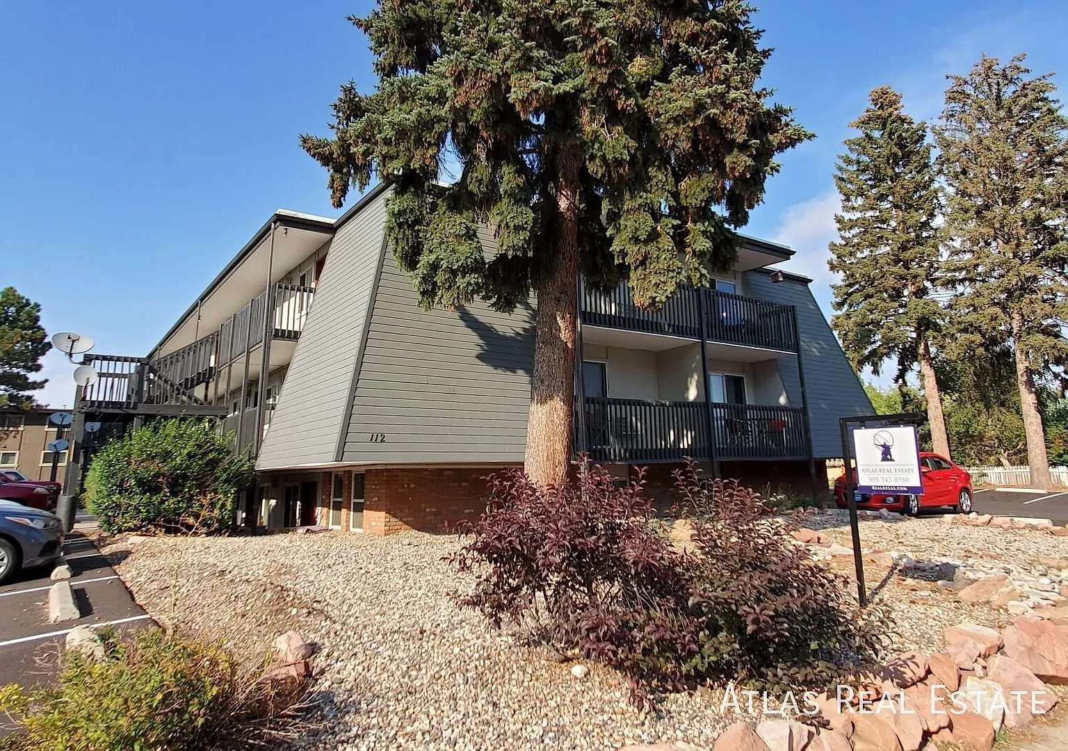 112 Rutgers Avenue — Photo 1