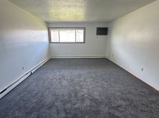 1416 10th Ave NE #4, Jamestown, ND 58401