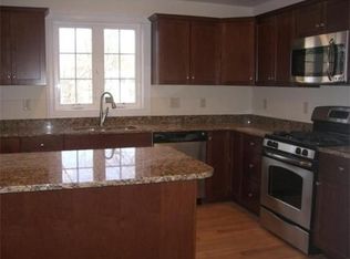 3 Glenway Ave, Methuen, MA 01844