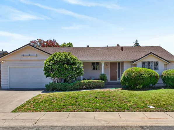 4736 F Pkwy, Sacramento, CA 95823