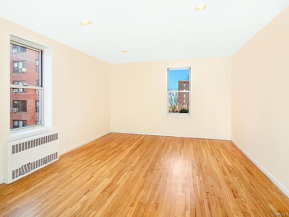 5th image of Riverdale 517 Boulevard 4b 5b #4B