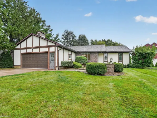 1502 Knoll Ridge Dr, Waverly, IA 50677