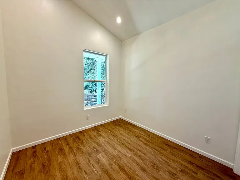 23510 Cava Cir #A — Photo 23