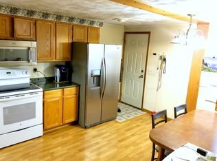 2920 Risley Dr, Lansing, MI 48917