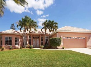 5119 Manor Ct, Cape Coral, FL 33904