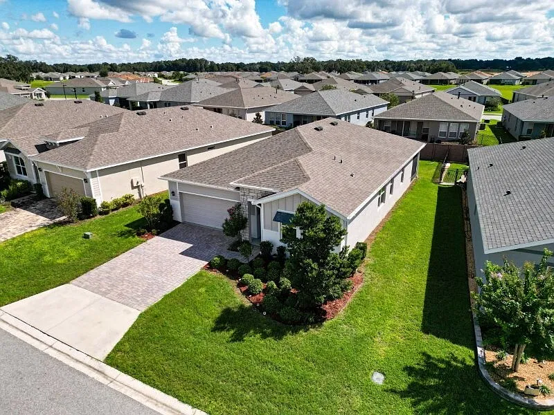2 bed, 2.0 bath, 1813 sqft, $2,500 — Photo 4