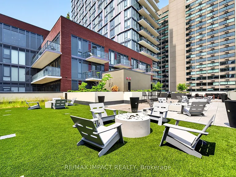 308 Jarvis St #813 — Photo 41