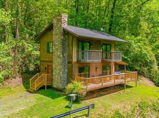 4264 New Pioneer Trl, Sevierville, TN 37863