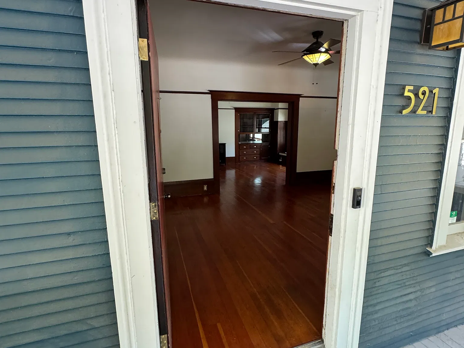 2 bed, 1207 sqft, $2,750 — Photo 4