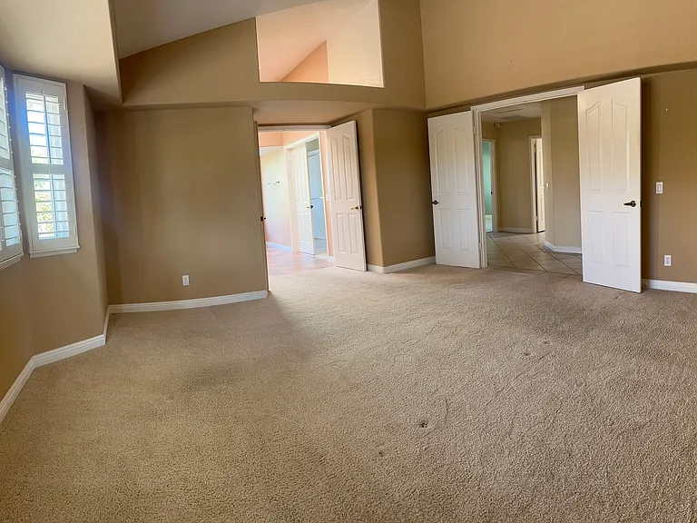 2211 Rhonda St — Photo 11