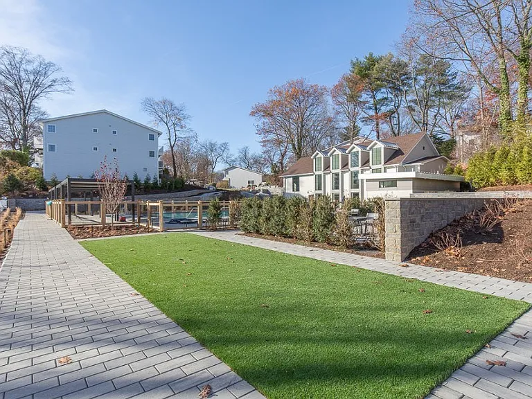 ARIUM at Greenwich Place — Photo 6