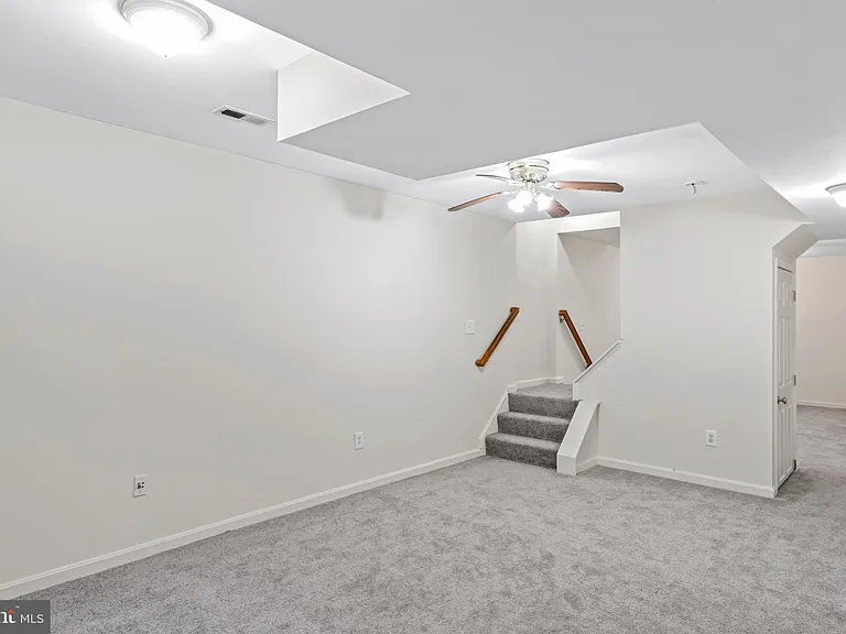 4502 Henderson Rd — Photo 48