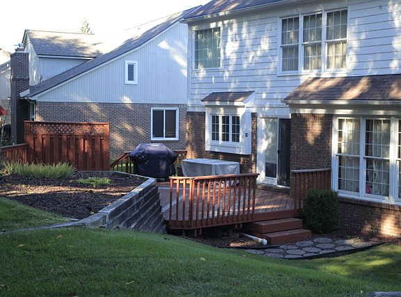 5th image of 30953 Sunderland Dr