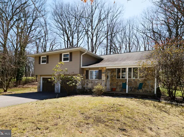 14 S Barkway Ln, State College, PA 16803