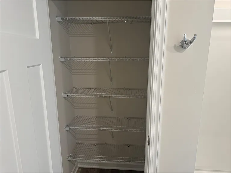 315 Alliance Dr — Photo 30