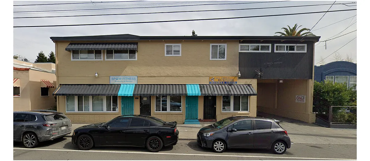 Building Photo - 6114 Shattuck Ave #3
