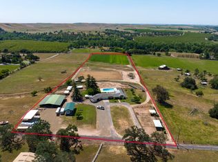 15742 Orange Blossom Rd, Oakdale, CA 95361