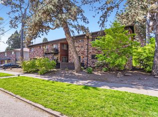 2036 NE Hancock St, Portland, OR 97212