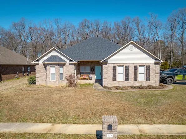 31 Brentwood Dr, Vilonia, AR 72173