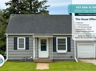 433 26th St SW, Mason City, IA 50401