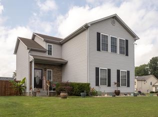 11200 Sand Lake Ct, Louisville, KY 40272