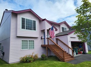 9211 Flintlock St, Anchorage, AK 99507