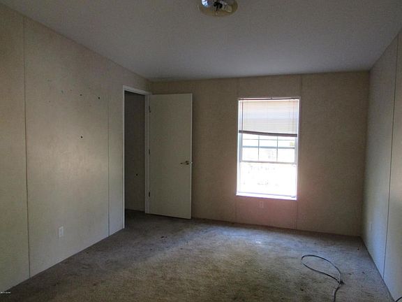 2nd image of 12006 Dogwood St