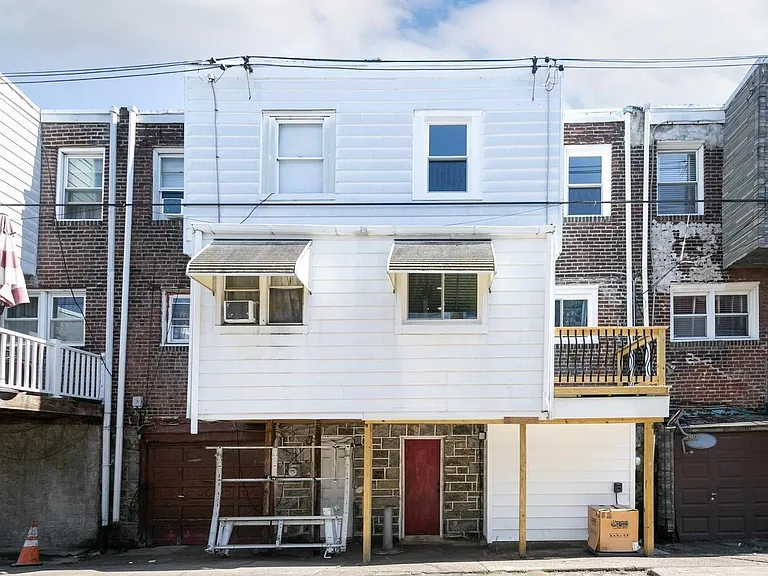 1536 S Corlies St — Photo 17