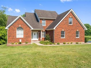 1904 Aquarius Dr NE, Corydon, IN 47112