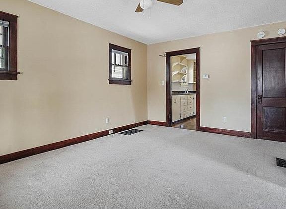 5th image of 1008 N 8th St