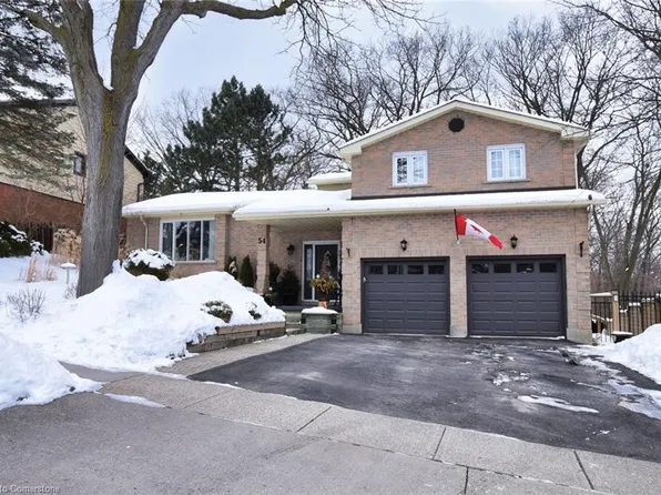 54 Inverness Dr, Cambridge, ON N1S 4C9