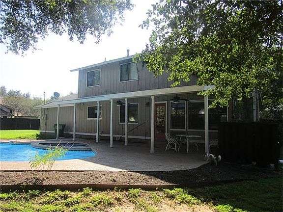2nd image of 2801 Quanah Dr