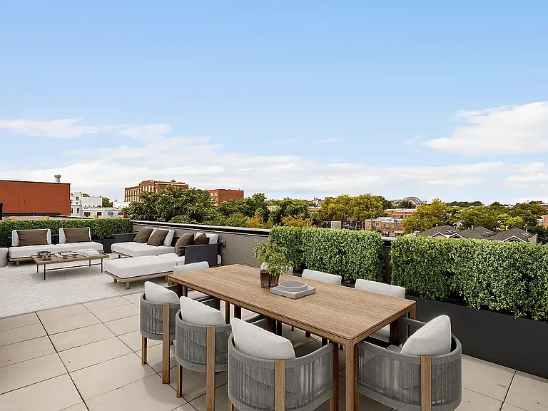 20-08 Steinway St #207 — Photo 5